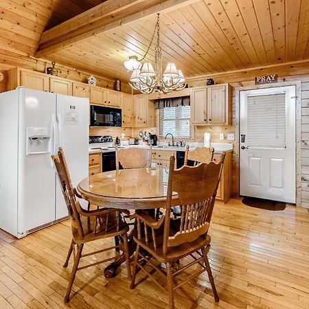 Hills Hideaway Βίλα Sevierville Εξωτερικό φωτογραφία